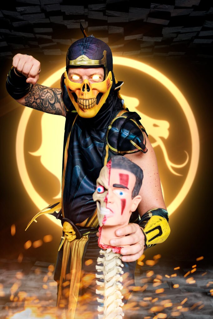 Foto di uno shooting cosplay a tema Skorpion di Mortal Kombat